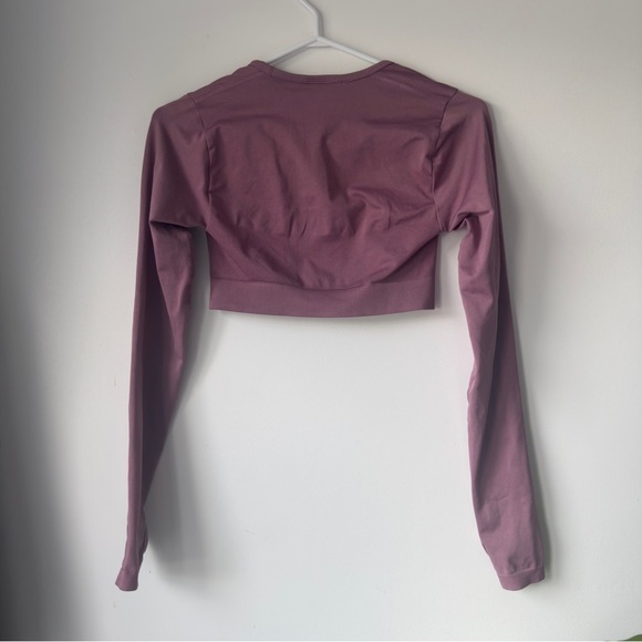 Bo+tee Long Sleeve Crop Top - Picture 2 of 7